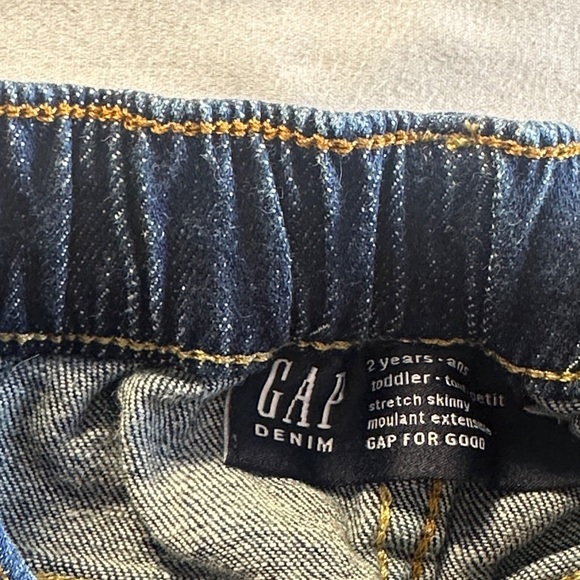 GAP Kids' Blue skinny stretch Denim Jeans. Gender neutral - Picture 2 of 5